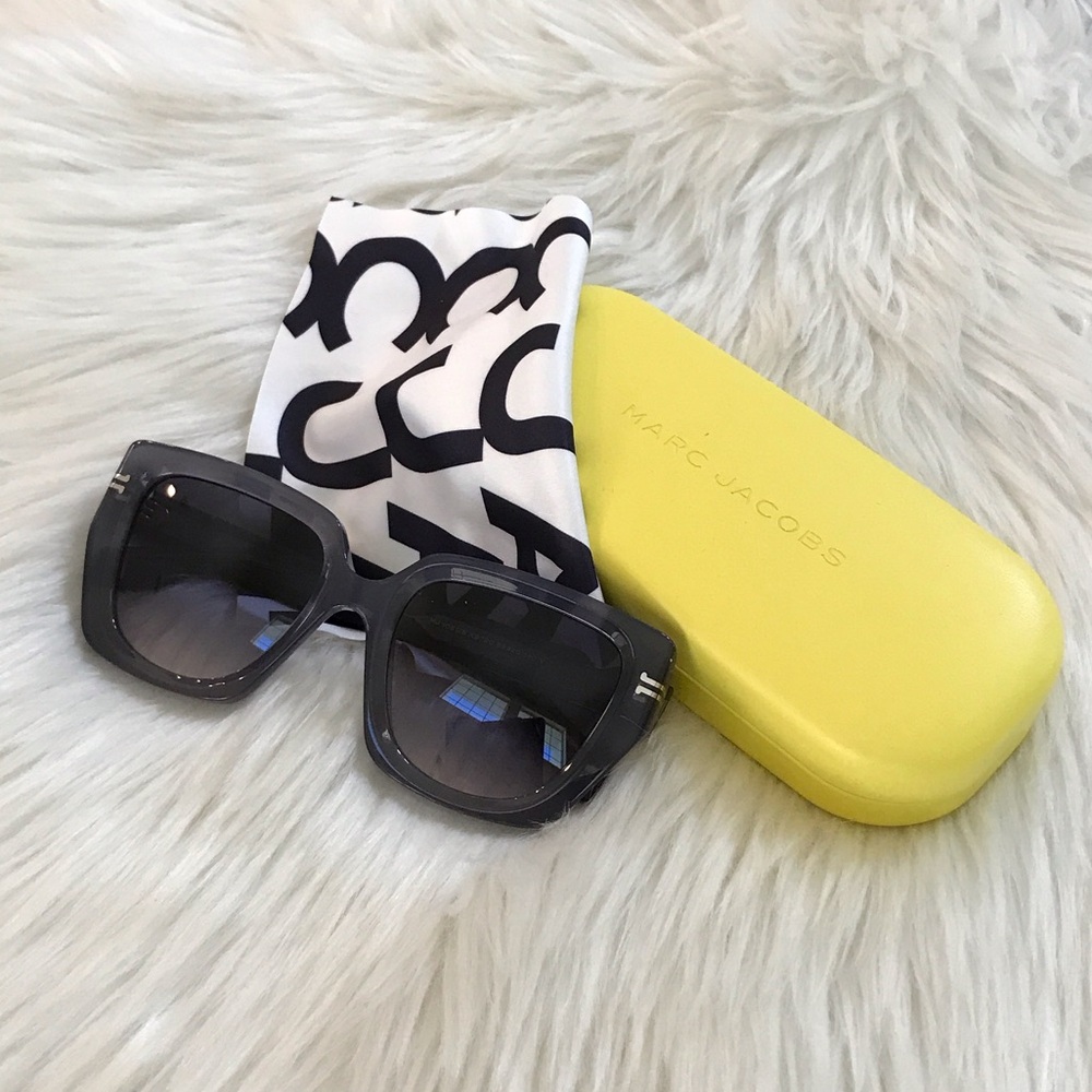 Marc Jacobs Gray Sunglasses with Yellow Case